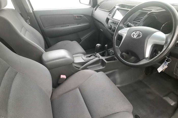 2012 Toyota Hilux SR