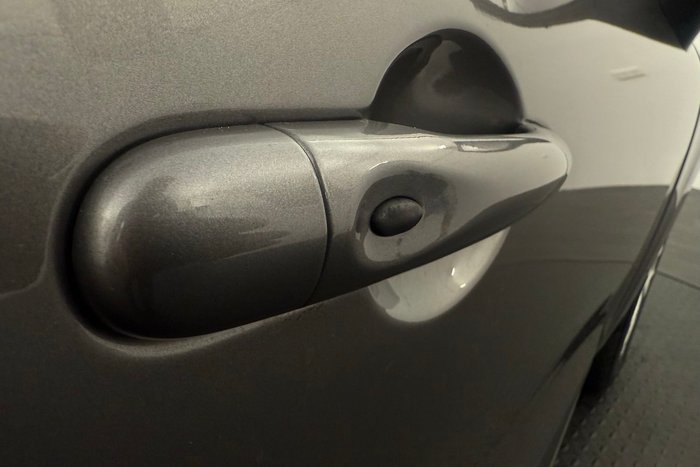 2016 Renault Clio Expression