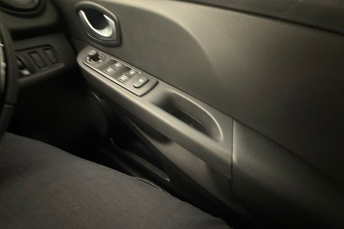 2016 Renault Clio Expression