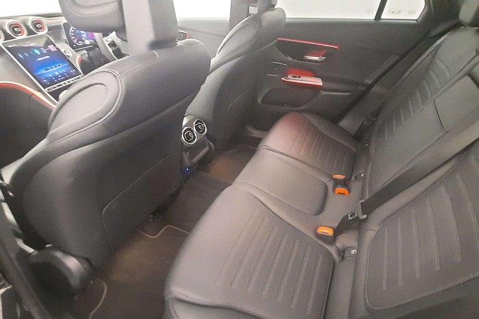 2025 Mercedes-Benz GLC-Class GLC300