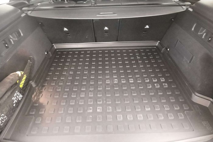 2025 Mercedes-Benz GLC-Class GLC300