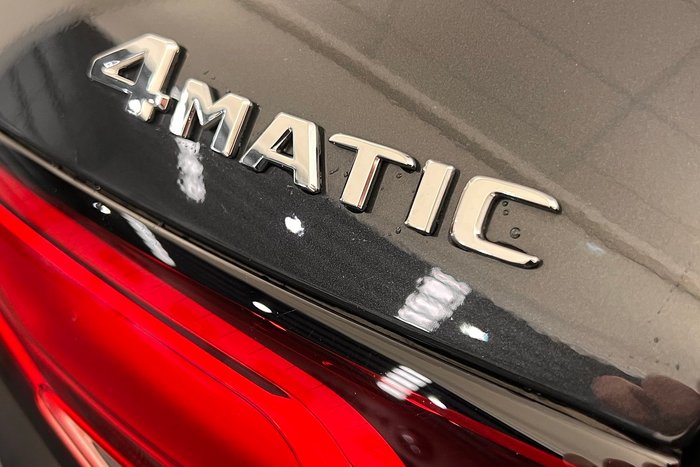 2025 Mercedes-Benz GLC-Class GLC300