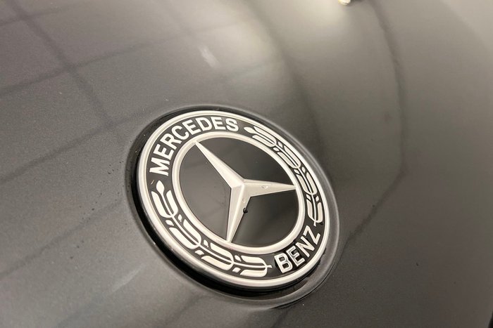 2025 Mercedes-Benz GLC-Class GLC300