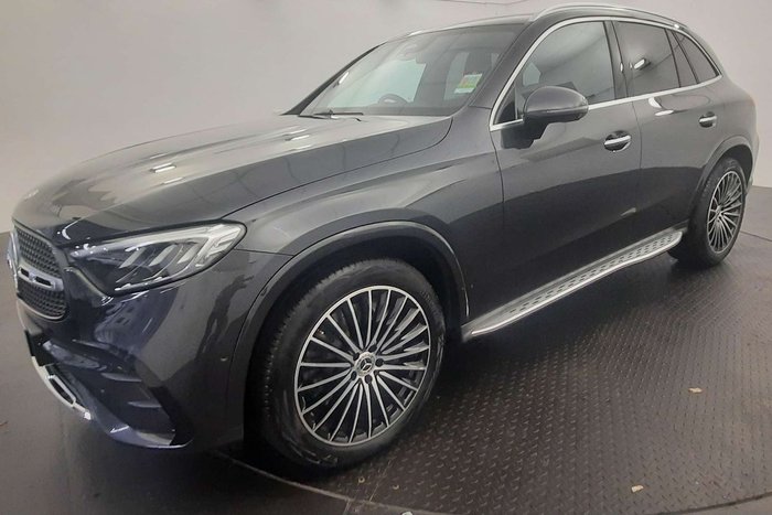 2025 Mercedes-Benz GLC-Class GLC300