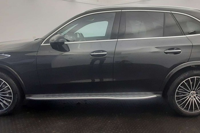 2025 Mercedes-Benz GLC-Class GLC300