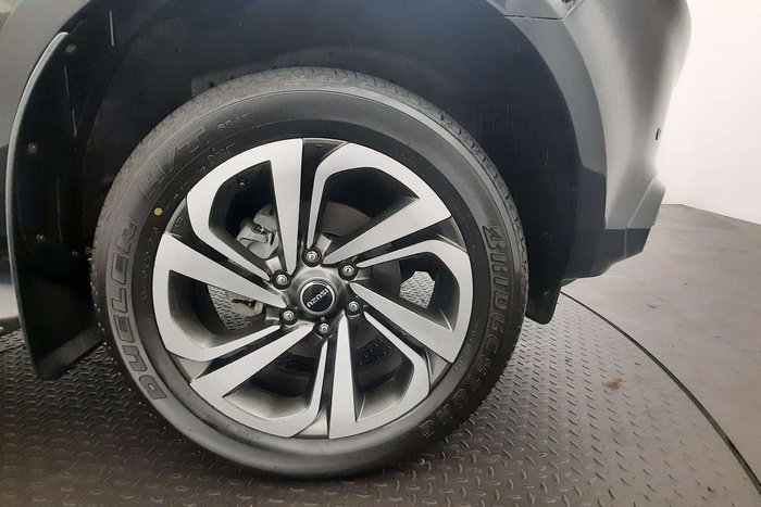 2022 Isuzu MU-X LS-T