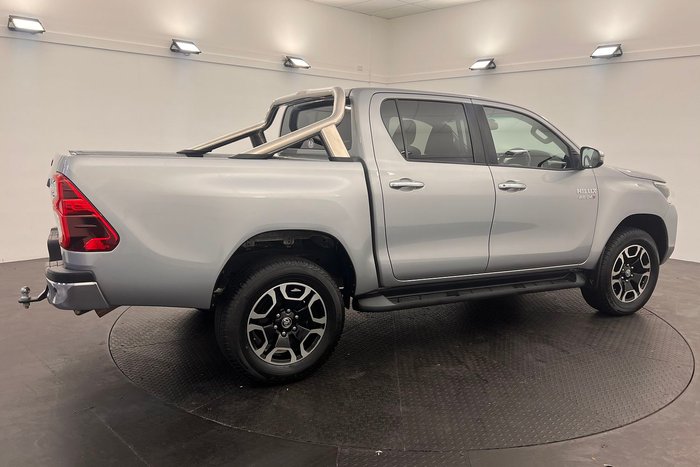 2020 Toyota Hilux SR5