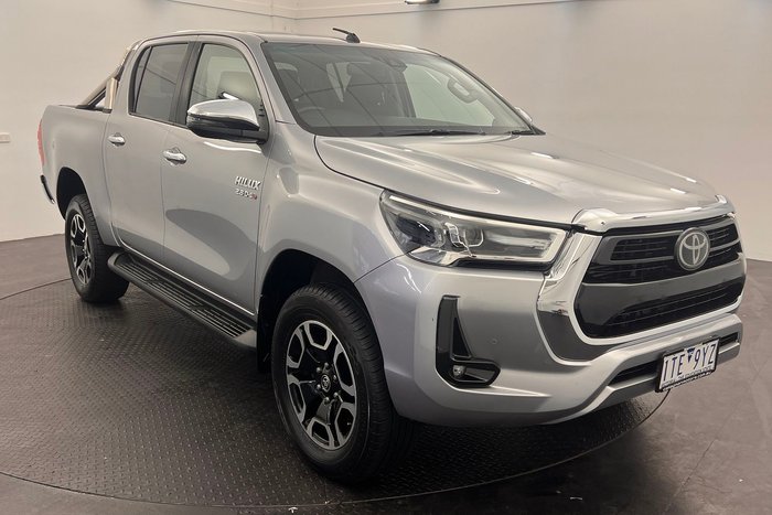 2020 Toyota Hilux SR5