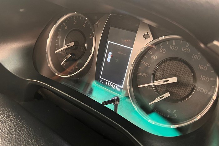 2020 Toyota Hilux SR5