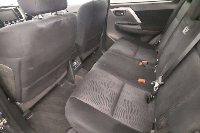 2023 Mitsubishi Pajero Sport GLS