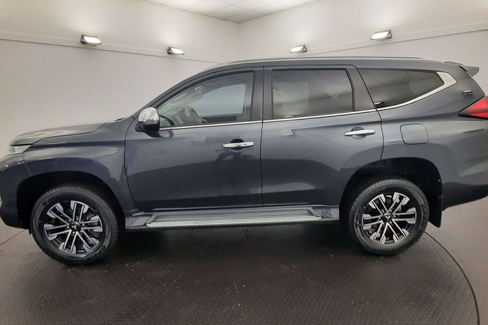 2023 Mitsubishi Pajero Sport GLS