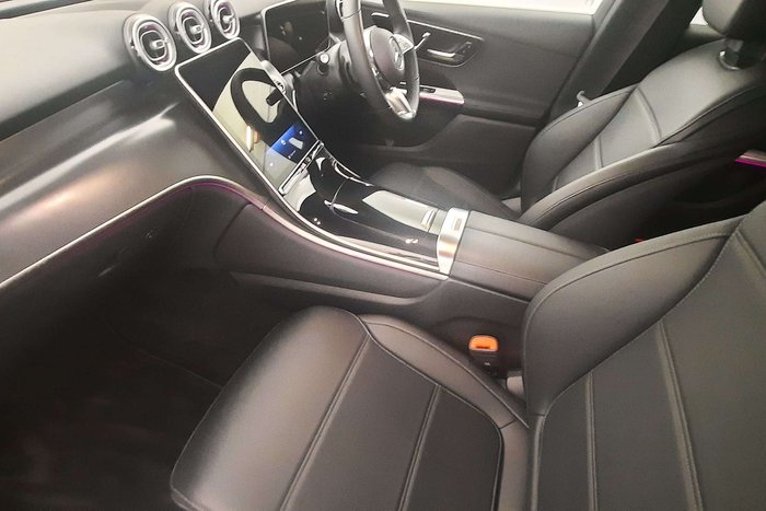 2025 Mercedes-Benz GLC-Class GLC200