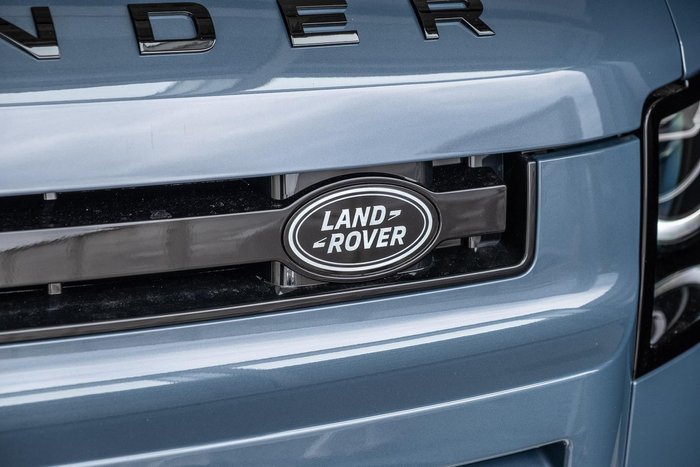 2026 Land Rover Defender 110 D350 X-Dynamic HSE