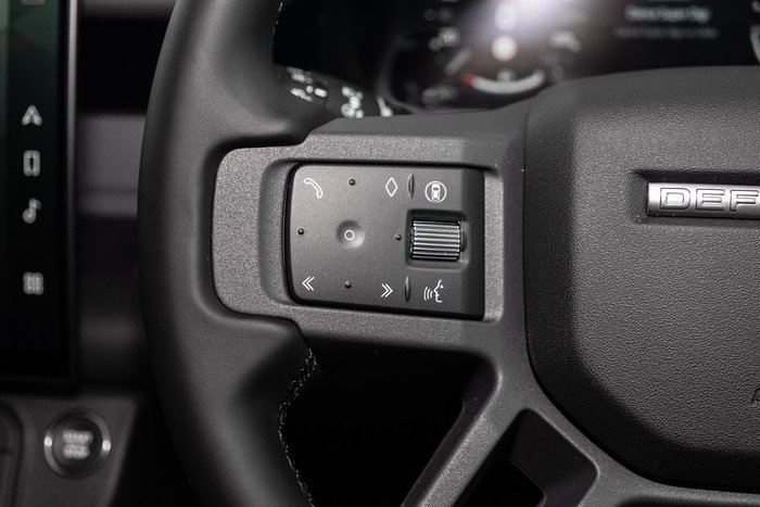 2026 Land Rover Defender 110 D350 X-Dynamic HSE