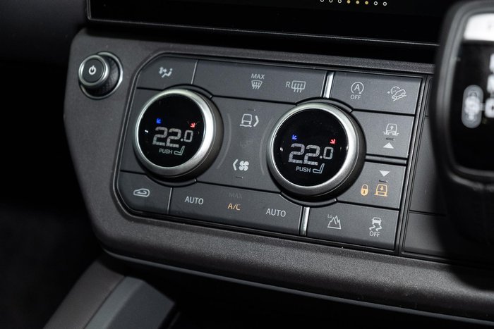 2026 Land Rover Defender 110 D350 X-Dynamic HSE