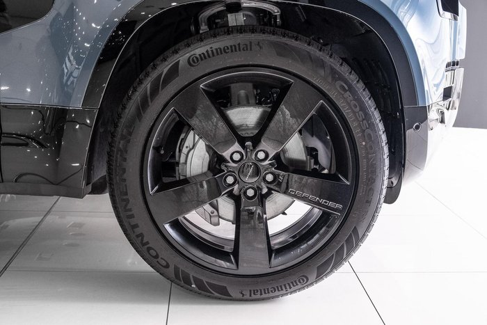 2026 Land Rover Defender 110 D350 X-Dynamic HSE