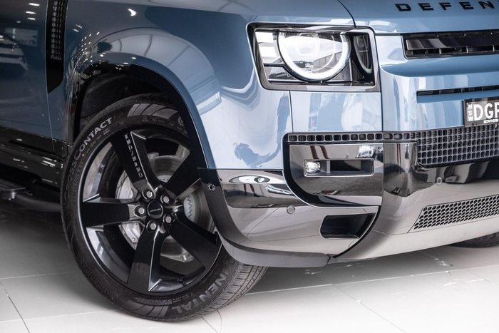 2026 Land Rover Defender 110 D350 X-Dynamic HSE