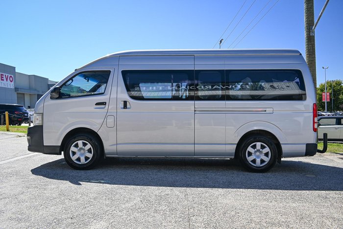 2011 Toyota Hiace Commuter