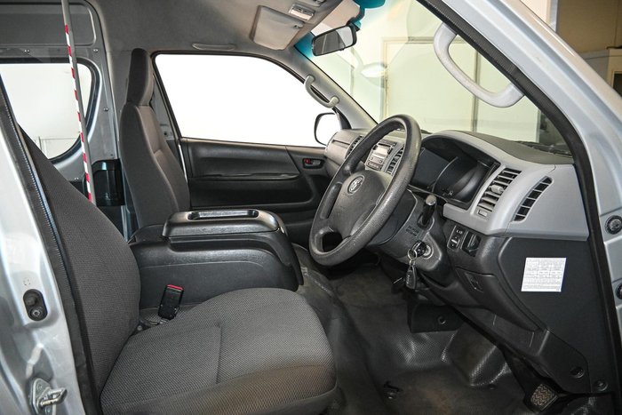 2011 Toyota Hiace Commuter