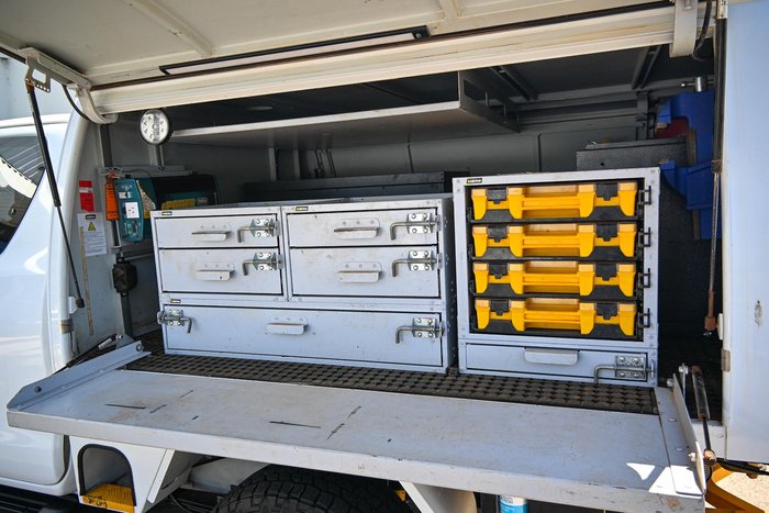 2020 Toyota Hilux SR