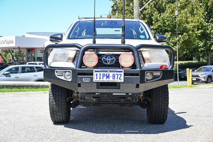 2020 Toyota Hilux SR