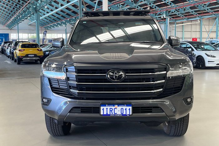 2025 Toyota Landcruiser GXL