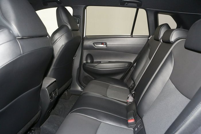 2025 Toyota Corolla Cross GXL