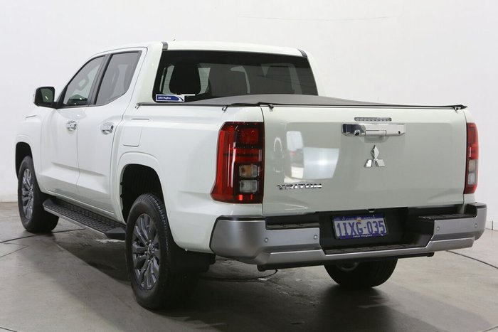 2024 Mitsubishi Triton GLS