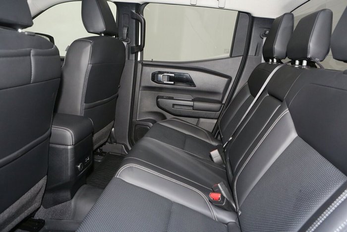 2024 Mitsubishi Triton GLS