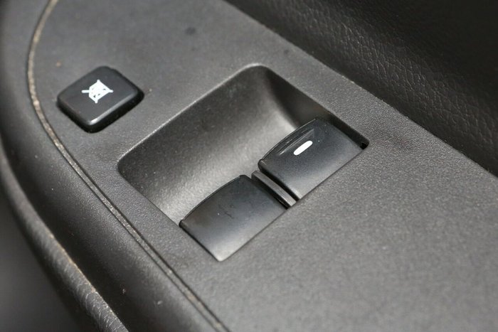 2020 Mitsubishi Triton GLX+