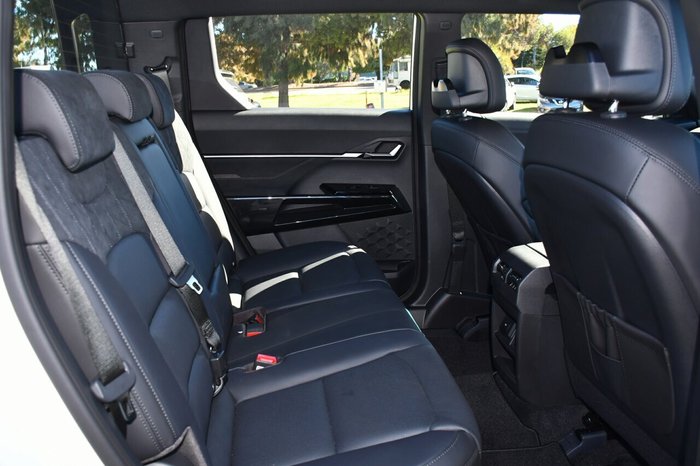 2025 KGM Musso EV 2WD Black Edge
