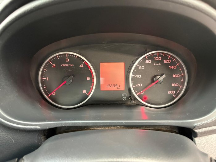 2015 Mitsubishi Triton GLX