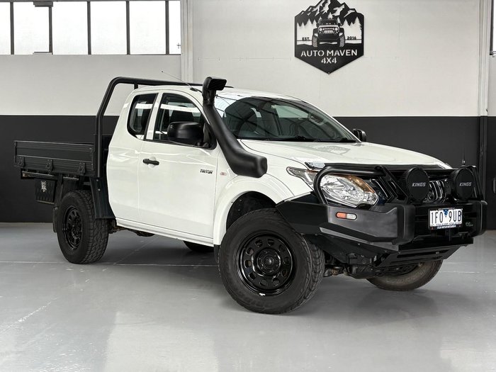 2015 Mitsubishi Triton GLX