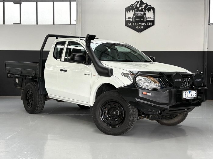 2015 Mitsubishi Triton GLX