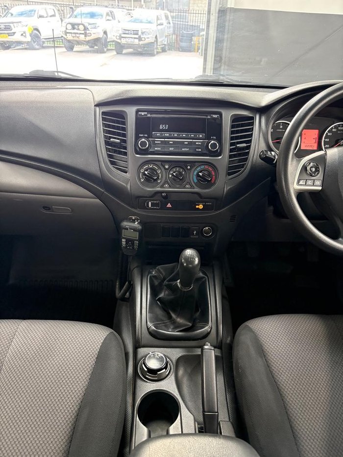 2015 Mitsubishi Triton GLX