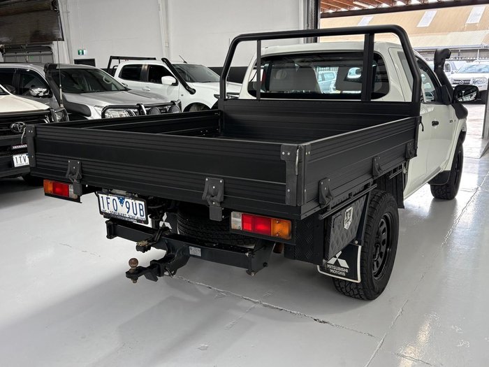 2015 Mitsubishi Triton GLX