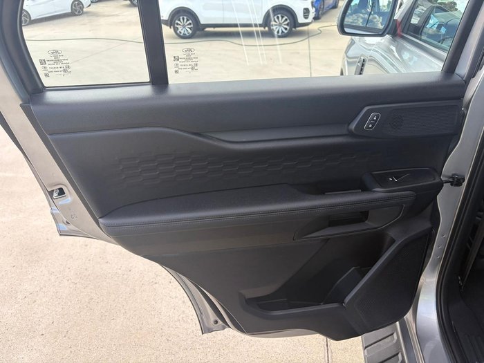 2025 Ford Everest Ambiente