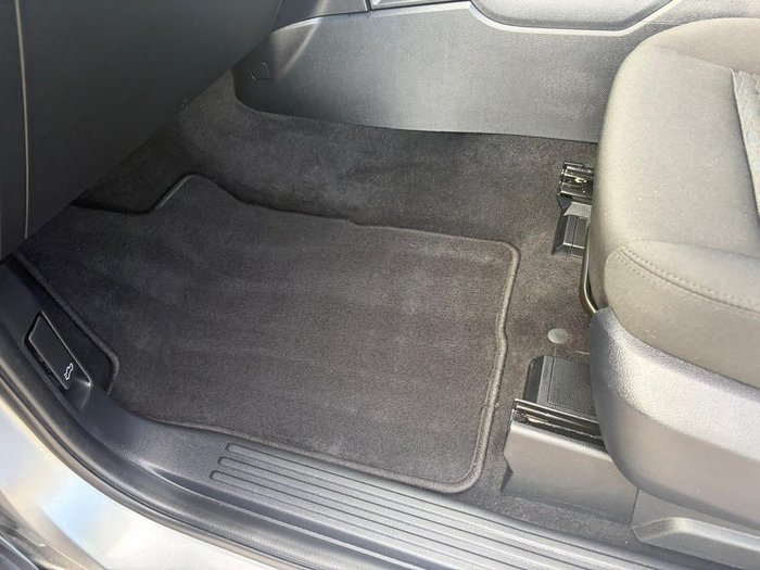 2025 Ford Everest Ambiente