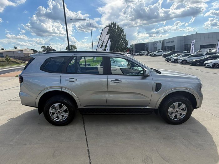 2025 Ford Everest Ambiente