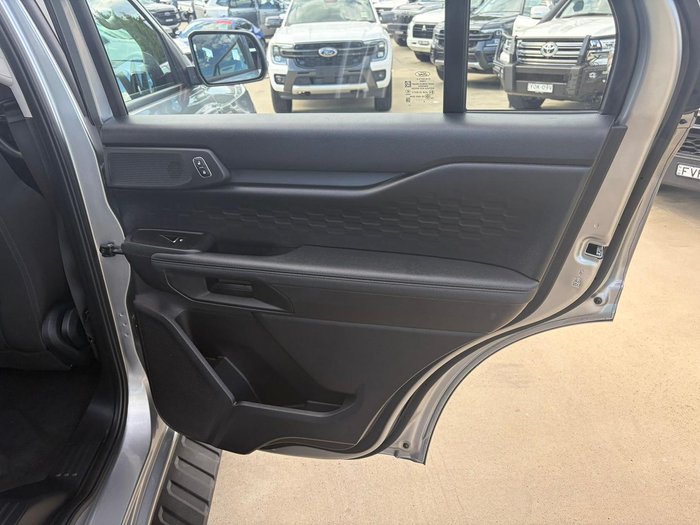 2025 Ford Everest Ambiente