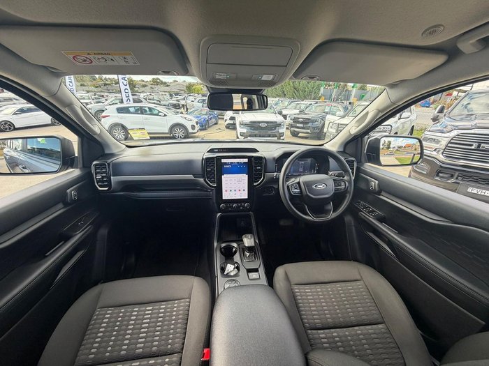 2025 Ford Everest Ambiente