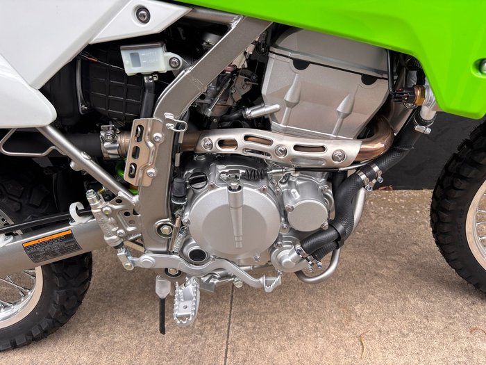 2025 Kawasaki KLX250 GREEN