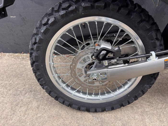 2025 Kawasaki KLX250 GREEN