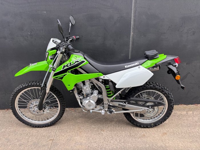 2025 Kawasaki KLX250 GREEN