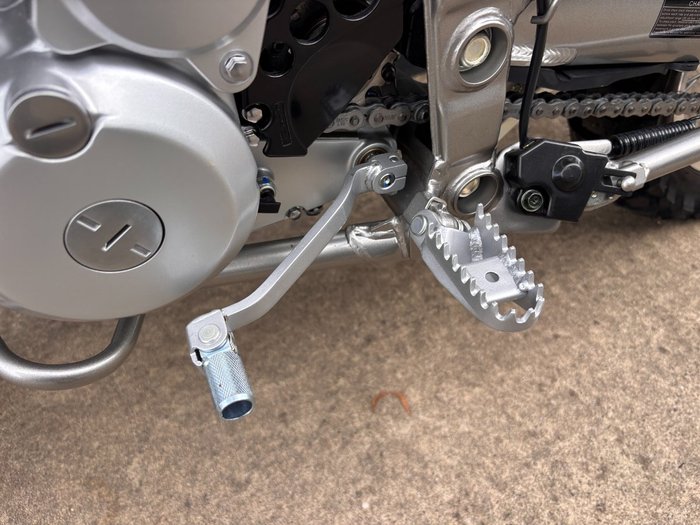 2025 Kawasaki KLX250 GREEN