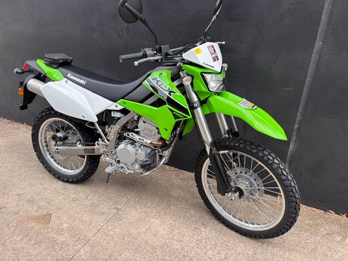 2025 Kawasaki KLX250 GREEN
