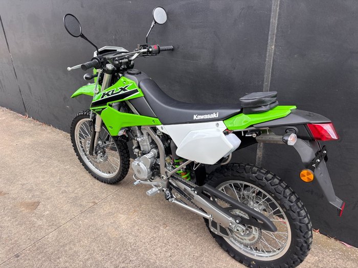 2025 Kawasaki KLX250 GREEN