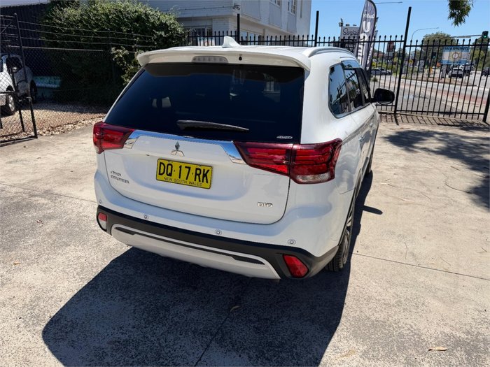 2018 MITSUBISHI OUTLANDER LS 7 SEAT (AWD) ZL MY19 White