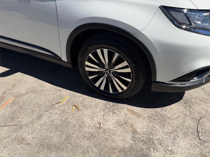 2018 MITSUBISHI OUTLANDER LS 7 SEAT (AWD) ZL MY19 White