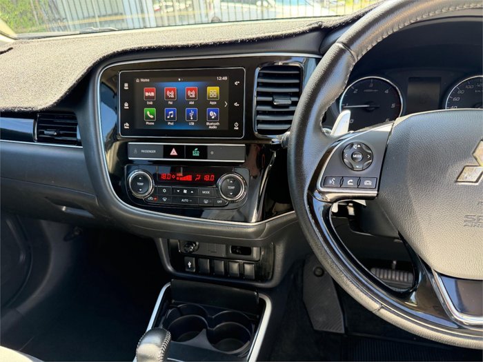 2018 MITSUBISHI OUTLANDER LS 7 SEAT (AWD) ZL MY19 White